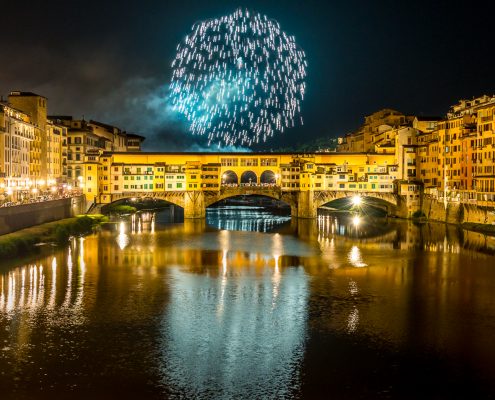 Special tours Italy, florence. The old bridge with fireworks for san g