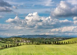 Italy, Crete Senesi, tuscan landscape close to Siena